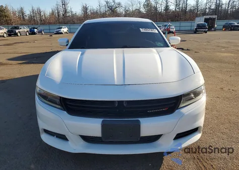 2016 Dodge Charger Sxt z USA, uszkodzony, nr VIN 2C3CDXHG8GH355181